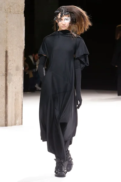 Look 17